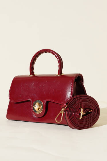 Gold Kilitli Rugan Çanta Bordo - Kol Çantası