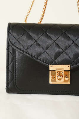 Gold Kilitli Zincir Askılı Kadın El Çantası Siyah - Kol Çantası