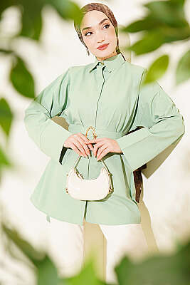 Gold Tokalı Gizli Düğmeli Gömlek Çağla Yeşili - NEVA MODA