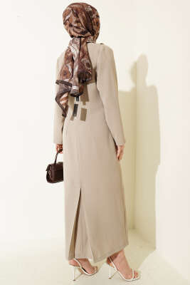 Gold Tokalı Yan Bel Pileli Elbise Bej - Elbise