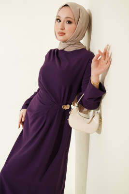 Gold Tokalı Yan Bel Pileli Elbise Mor - Elbise