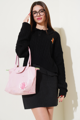 Gömlek Yaka Ayıcık Nakışlı Triko Kazak Siyah - Kadın Giyim Modelleri