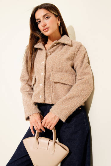 Gömlek Yaka Cepli Kısa Kaşe Ceket Latte - Kadın Giyim Modelleri