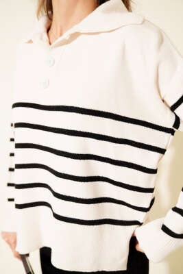 Gömlek Yaka Düğmeli Çizgili Triko Kazak Bej - Kadın Giyim Modelleri