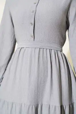 Gömlek Yaka Düğmeli Kat Kat Bürümcük Elbise Gri - Tesettür Elbise