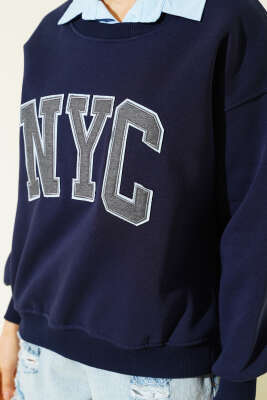 Gömlek Yaka NYC Baskılı Şardonlu Sweatshirt Lacivert - Kadın Giyim Modelleri