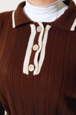 Gömlek Yaka Üç Düğmeli Triko Elbise Kahve - Tesettür Elbise