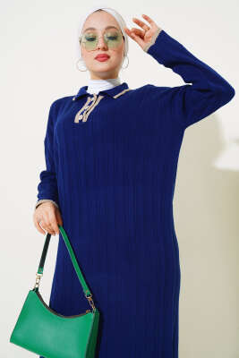 Gömlek Yaka Üç Düğmeli Triko Elbise Lacivert - Tesettür Elbise