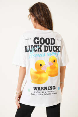 Good Luck Duck Baskılı T-shirt Ekru - Kadın Giyim Modelleri