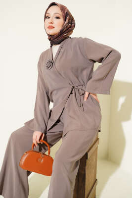 Gül Aksesuarlı Bağlamalı İkili Takım Vizon - İkili Takım