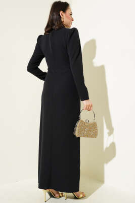 Gül Aksesuarlı Bel Pileli Elbise Siyah - Tesettür Elbise