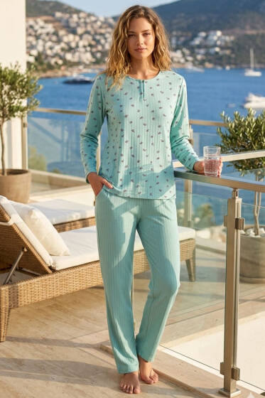Gül Baskılı Düğmeli Fitilli Pijama Takımı Çağla Yeşili - Pijama