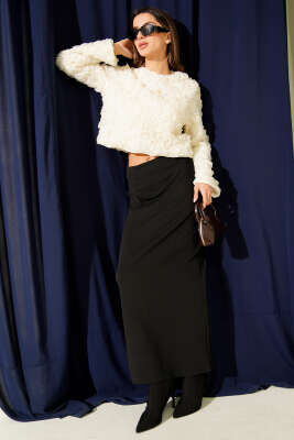 Gül Bluzlu Etekli İkili Takım Ekru - NESSİA