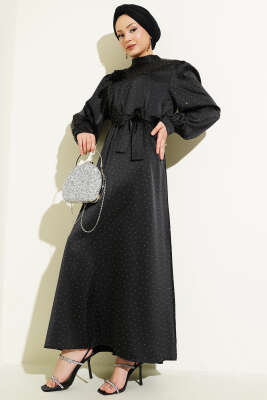 Gül Broşlu Mini Taşlı Saten Elbise Siyah - Tesettür Elbise