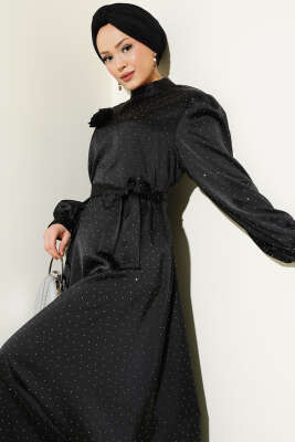 Gül Broşlu Mini Taşlı Saten Elbise Siyah - Tesettür Elbise