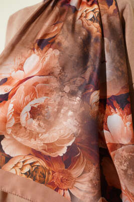 Gül Desenli Soft Şal Camel - Başörtüsü