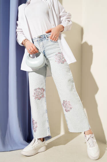 Gül Detaylı Mini Taş Detaylı Pantolon Açık Kar - Pantolon