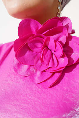 Gül Detaylı Parlak Elbise Fuşya - Tesettür Elbise