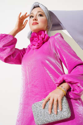 Gül Detaylı Parlak Elbise Fuşya - Tesettür Elbise