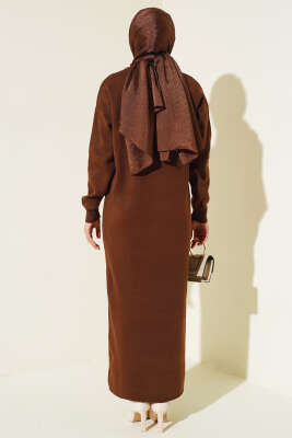 Gül Detaylı Triko Elbise Kahve - Tesettür Elbise