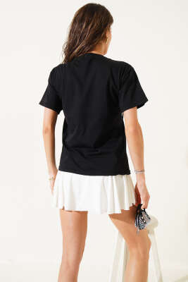 Gül Motif Detaylı T-shirt Siyah - Yılın Fırsatı