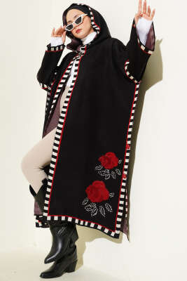 Gül Nakışlı Çizgi Detaylı Panço Siyah - Panço