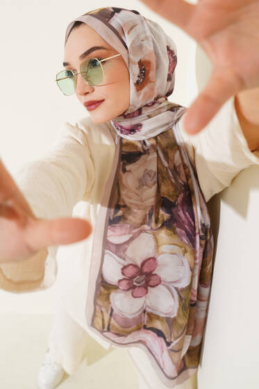 Gül Şerit Geçişli Şal Bej Yeşil - Başörtüsü