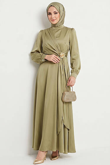 Gül Tokalı Saten Abiye Elbise Çağla Yeşili - Elbise