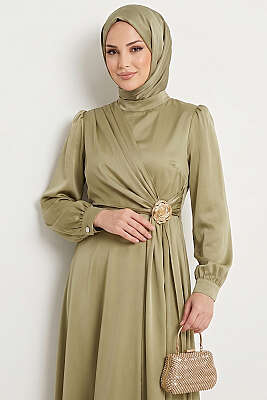 Gül Tokalı Saten Abiye Elbise Çağla Yeşili - Elbise