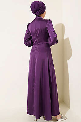 Gül Tokalı Saten Abiye Elbise Mor - Elbise