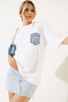 Gülen Yüz Nakışlı T-shirt Ekru - Kadın Giyim Modelleri