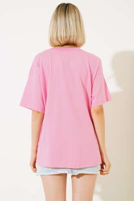 Gülen Yüz Nakışlı T-shirt Pembe - Kadın Giyim Modelleri