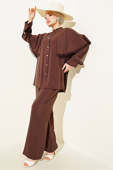 Güpür Detaylı Pelerinli İkili Takım Kahve - İkili Takım