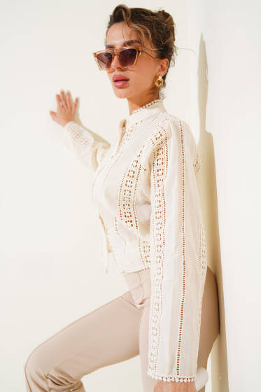 Güpür Şeritli Kısa Gömlek Taş - Kadın Giyim Modelleri