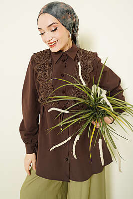 Güpürlü Bağcıklı Gömlek Kahve - TABLO FASHİON