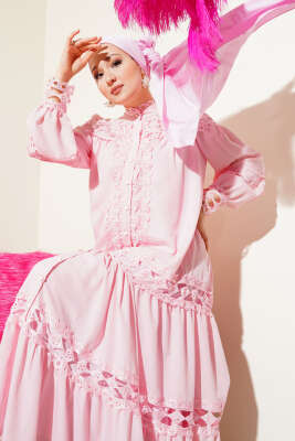 Güpürlü Boydan Düğmeli Elbise Pembe 