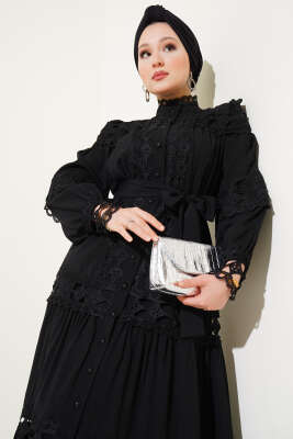 Güpürlü Boydan Düğmeli Elbise Siyah - Tesettür Elbise