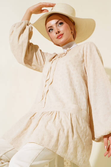 Güpürlü Çiçek Desenli Tunik Bej - Tunik