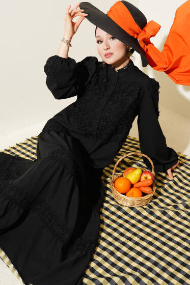 Güpürlü Önden Düğmeli Elbise Siyah - Elbise