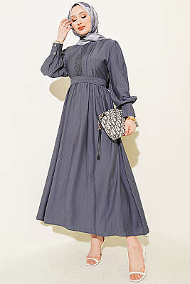 Hakim Yaka Güpürlü Kuşaklı Elbise Füme - HBS