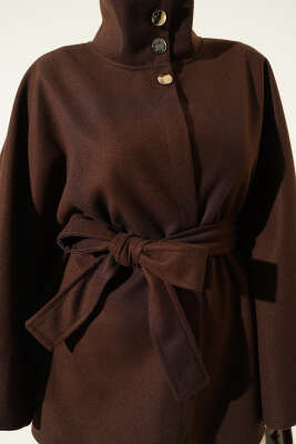 Hakim Yaka Kuşaklı Kaşe Panço Kahve - Panço