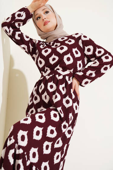 Halka Desen Kuşaklı Bürümcük Elbise Bordo - Elbise