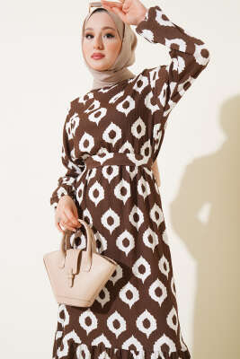 Halka Desen Kuşaklı Bürümcük Elbise Kahve - Tesettür Elbise