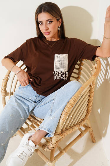 Hasır Cep Detaylı T-shirt Kahve - Kadın Giyim Modelleri