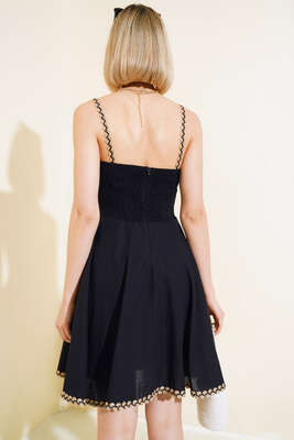 Hasır Nakış Süslemeli Elbise Siyah - Thumbnail
