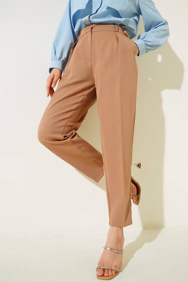 Havuç Paça Pantolon Camel - Pantolon