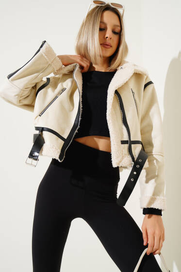 İçi Kürklü Deri Kısa Mont Krem - Yeni Giyim