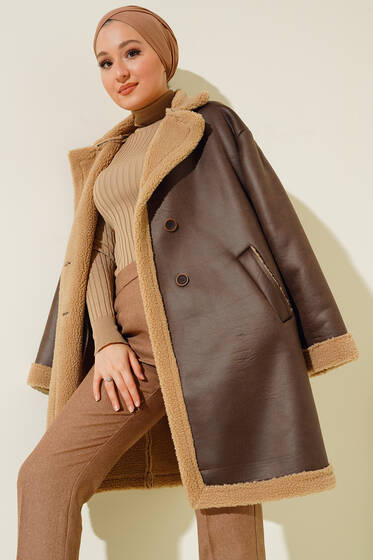 İçi Kürklü Düğmeli Kaban Kahve - Kaban