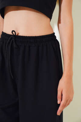 İki İp Paça Lastikli Jogger Pantolon Siyah - Kadın Giyim Modelleri