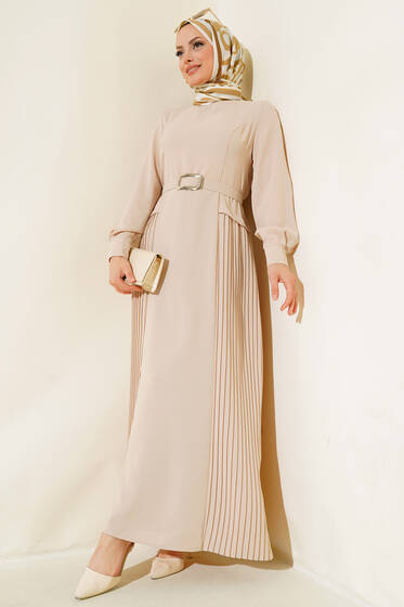 İki Yanı Piliseli Elbise Bej - Tesettür Elbise